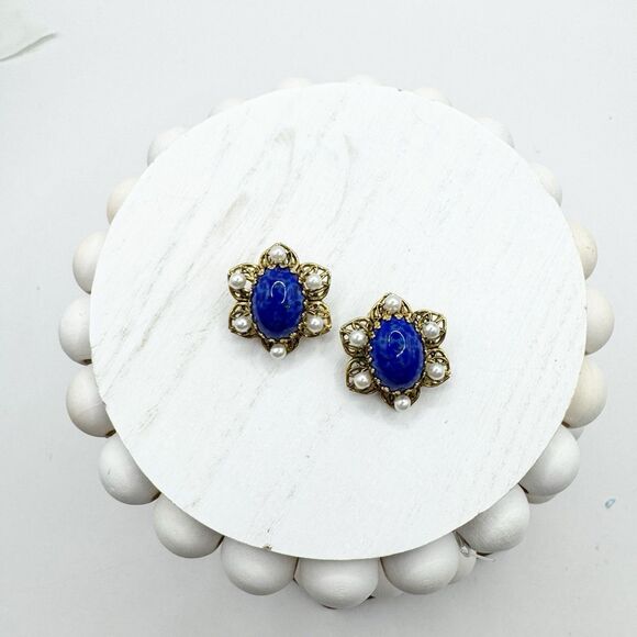 Vtg Cobalt Blue Domed Glass Clip On Earrings Gold Filigree Flowers Faux Pearls - Picture 2 of 9